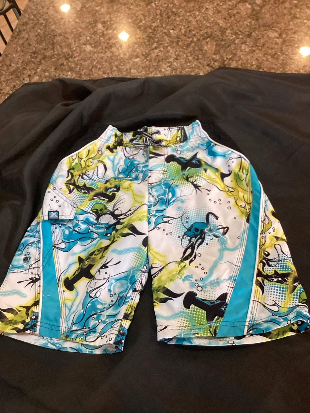 ZeroXPosur, Blue & Lime Graphic Swim Trunks,Size